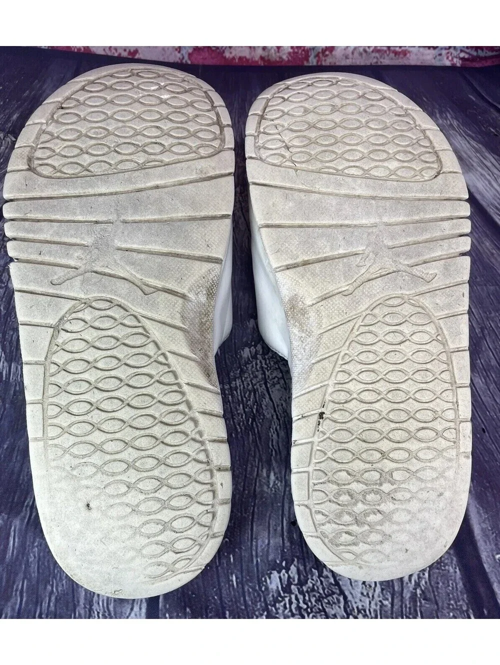 Nike Air Jordan Mens 8 Womens 9 Hydro V Slides JUMPMAN Basketball Sandals White